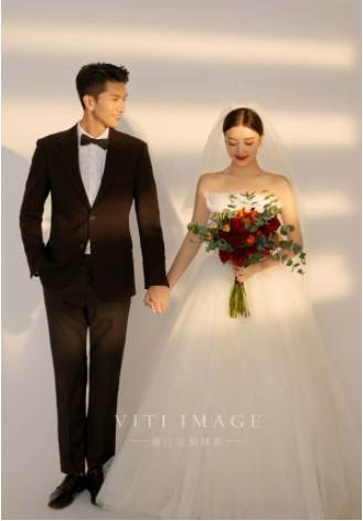 温柔时光❤️婚礼长页模板