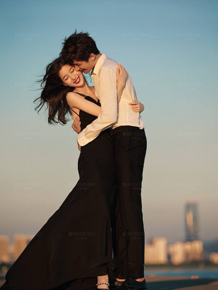 奔赴一场浪漫❤️婚礼长页模板